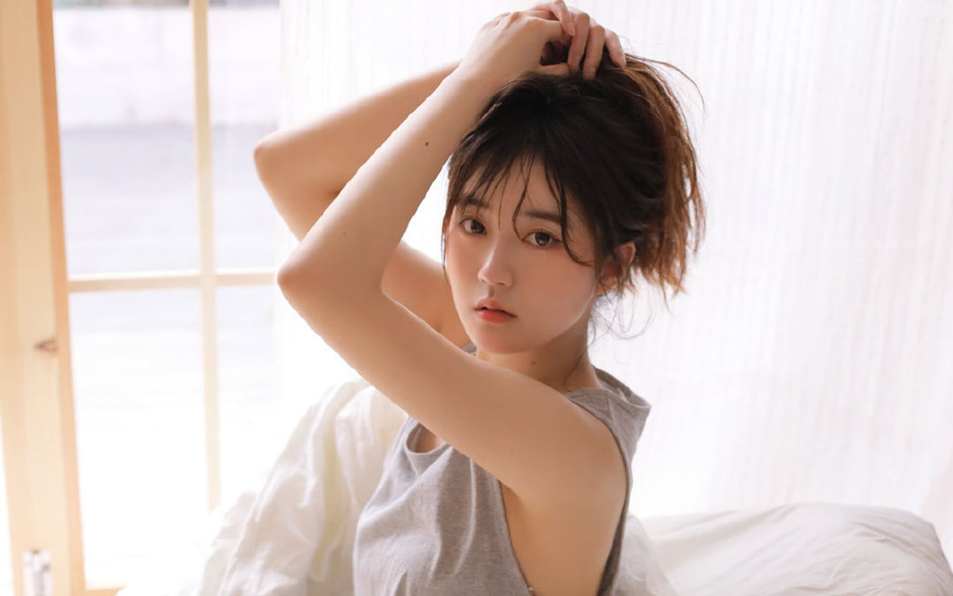 开云体育下载网页版-西甲榜首大战：马德里竞技面对巴萨，胜负悬念，西甲马德里才15场比赛